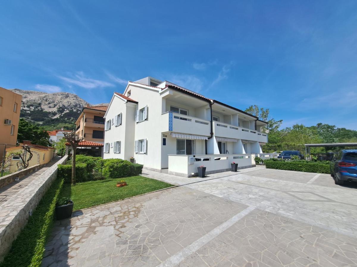 Apartment Fran I Baška